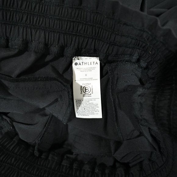 Athleta Size 6 Black Lightweight Performance Wear Jogger | Size 6 - Picture 9 of 10